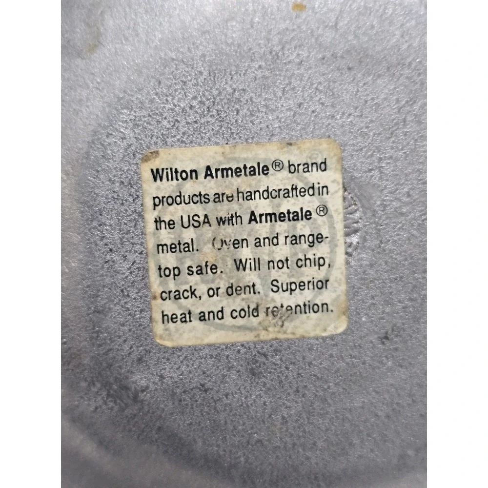 Wilton Armetale Metal Fruit Bowl Grape Leaf Embossed Serving Dish